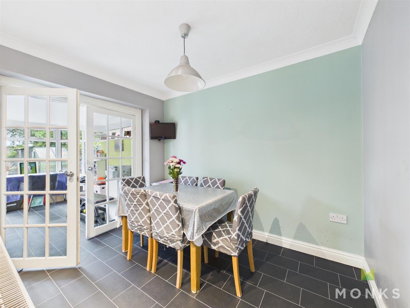 3 Old Mill Avenue, Oswestry, SY10 9LY For Sale